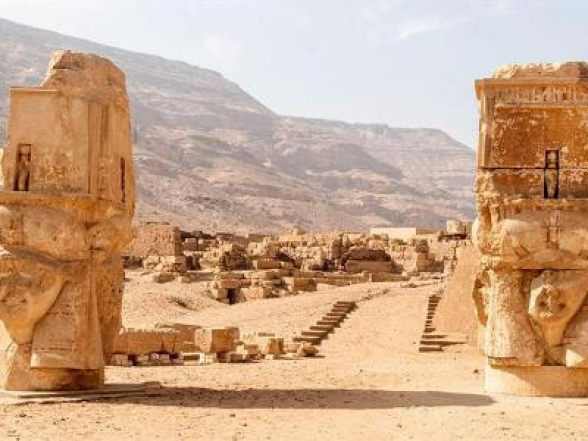 В Египте найден тайник с хозяйственными записями на 13 тысячах глиняных осколков